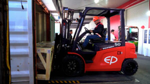Электрический погрузчик EP CPD50L1 3F450 5 тонн на 4500мм